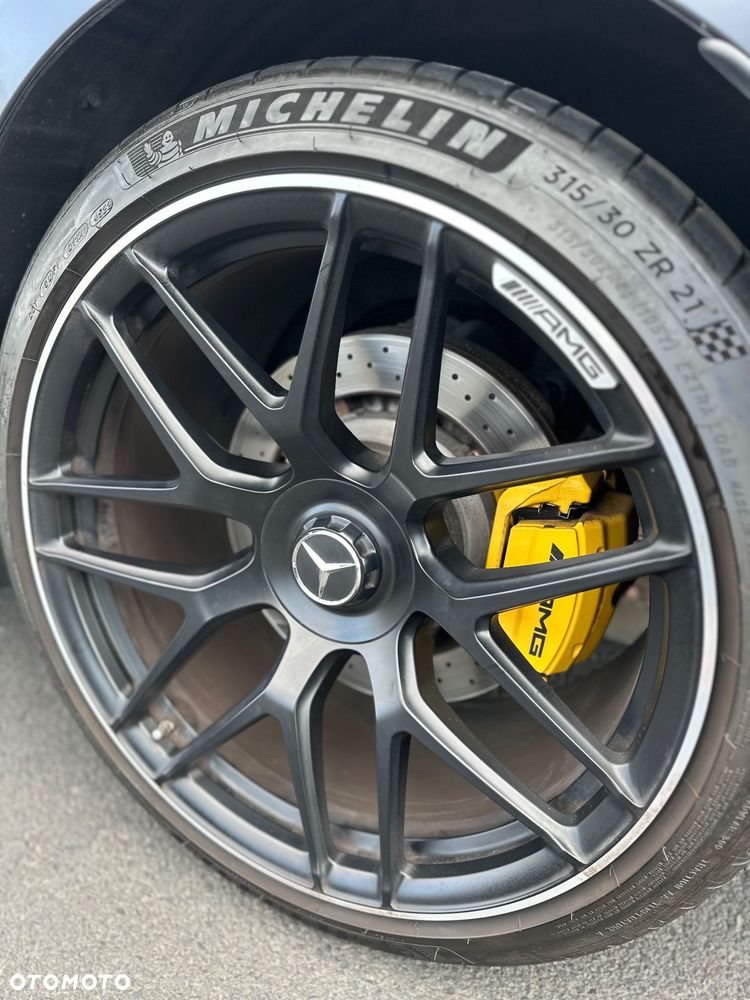 Mercedes-Benz AMG GT - 37