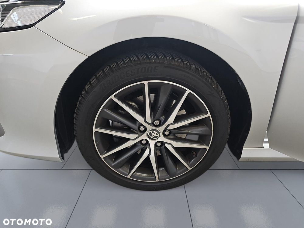 Toyota Camry 2.5 Hybrid Prestige CVT - 29