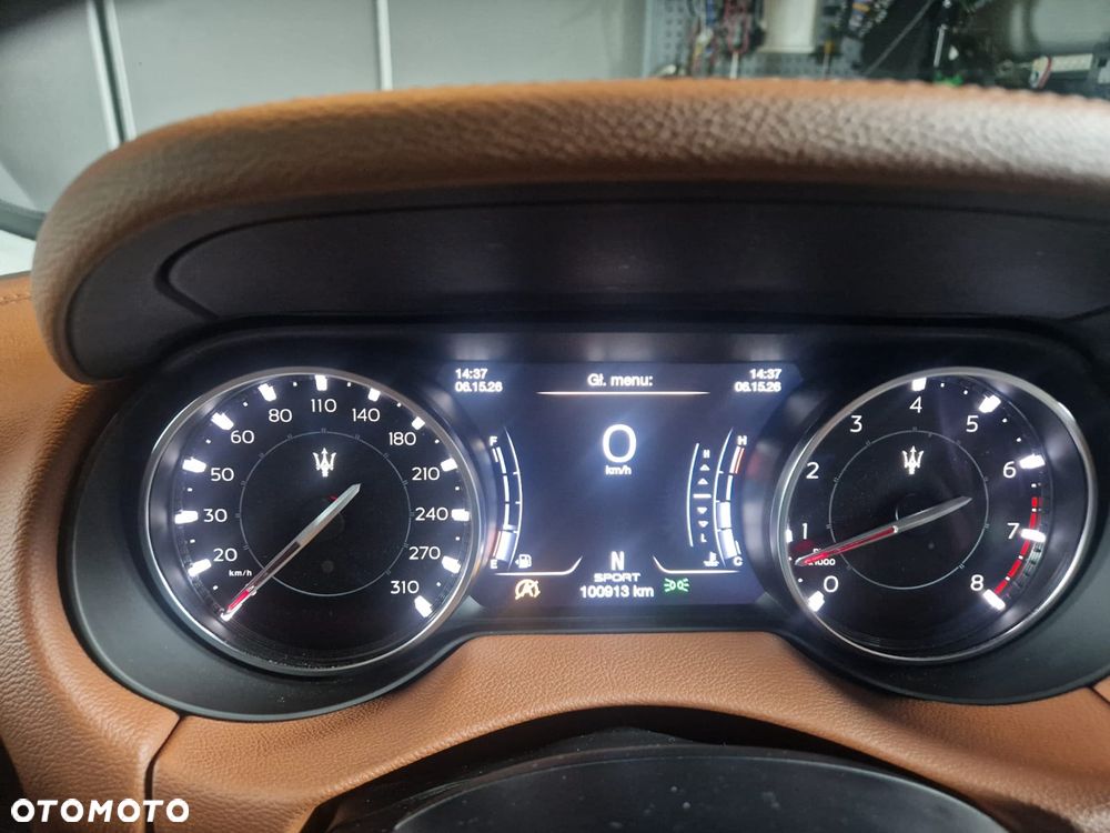 Maserati Levante - 18
