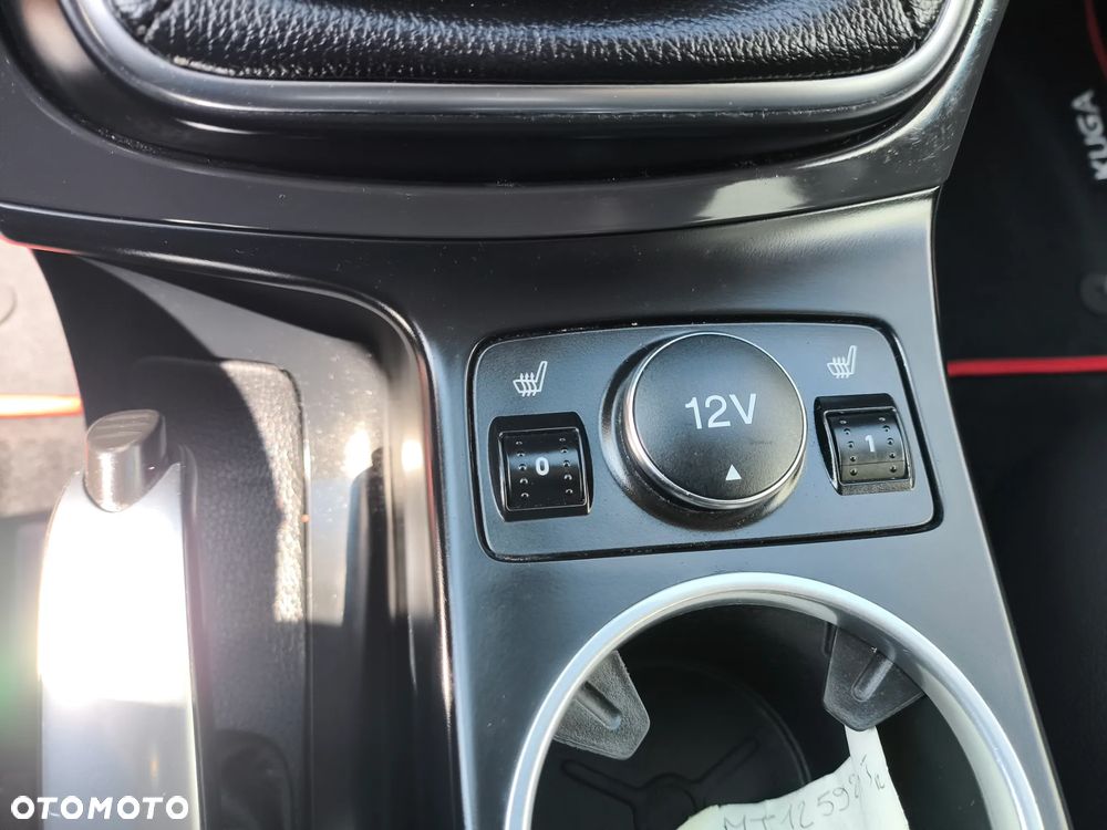 Ford Kuga 2.0 TDCi FWD Titanium - 33