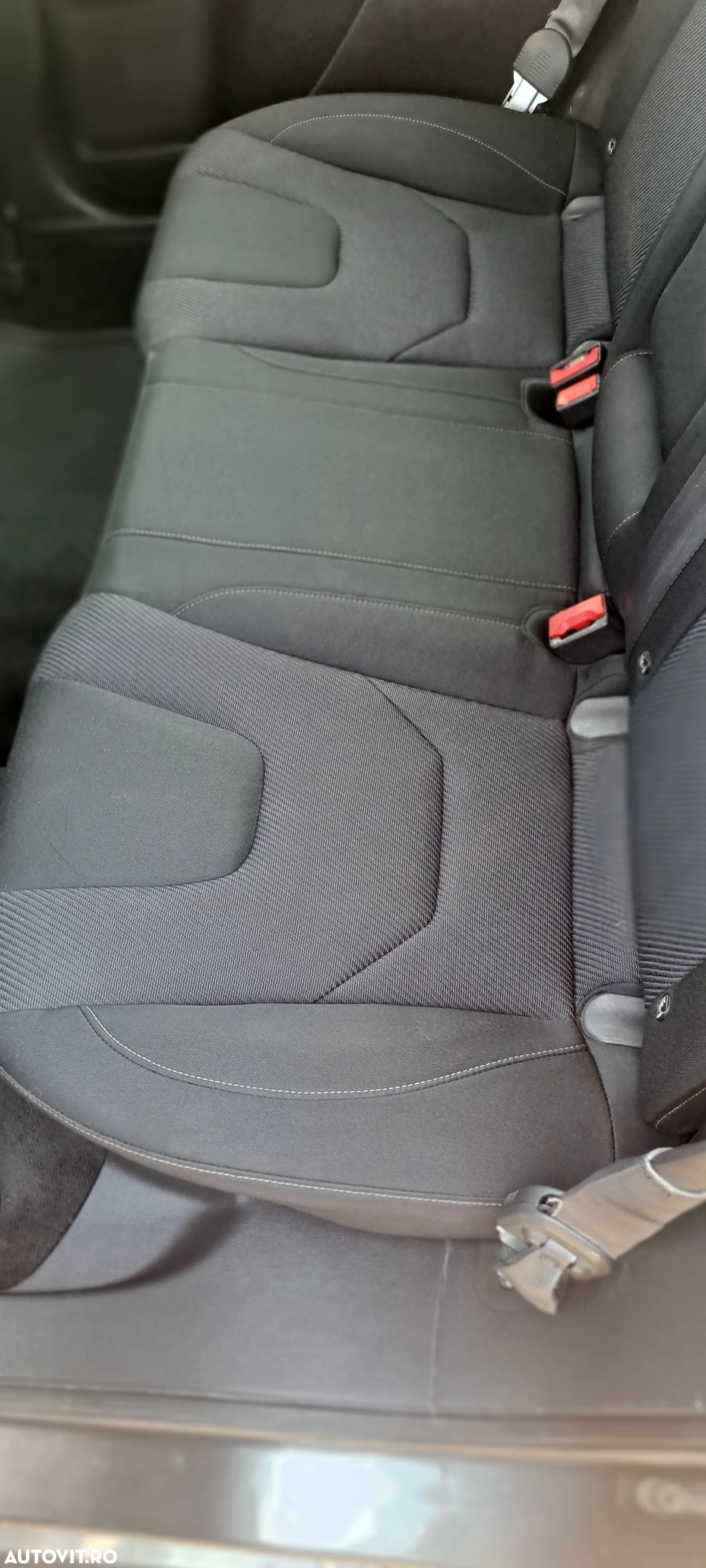 Ford Mondeo 2.0 EcoBlue Titanium - 9