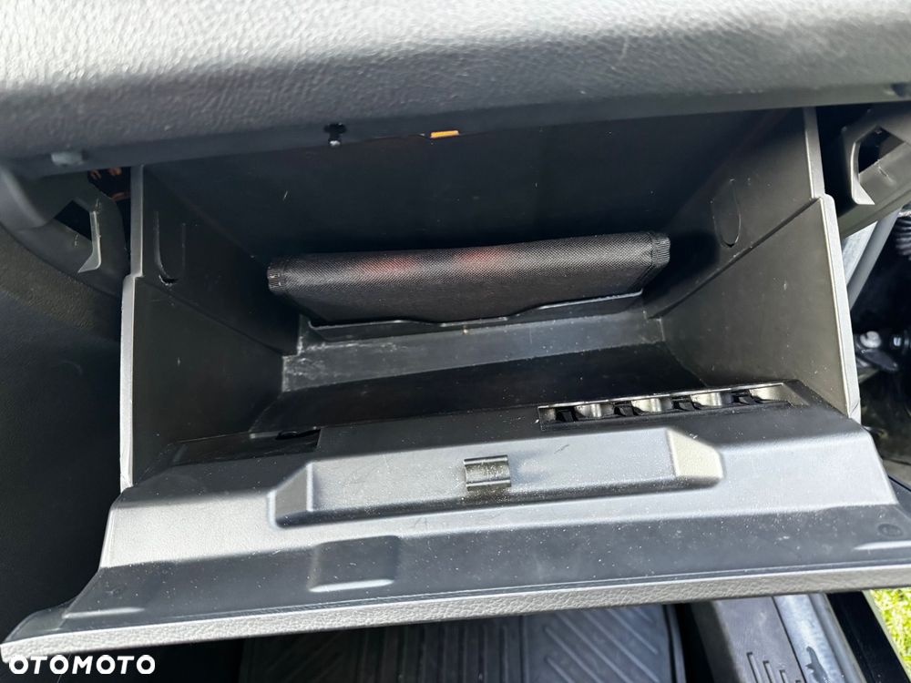 Ford Tourneo Courier 1.0 EcoBoost Titanium - 20