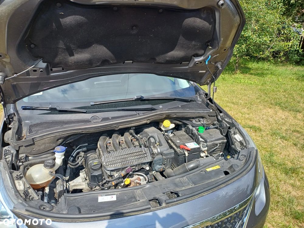 Peugeot 2008 1.2 Pure Tech Style - 13