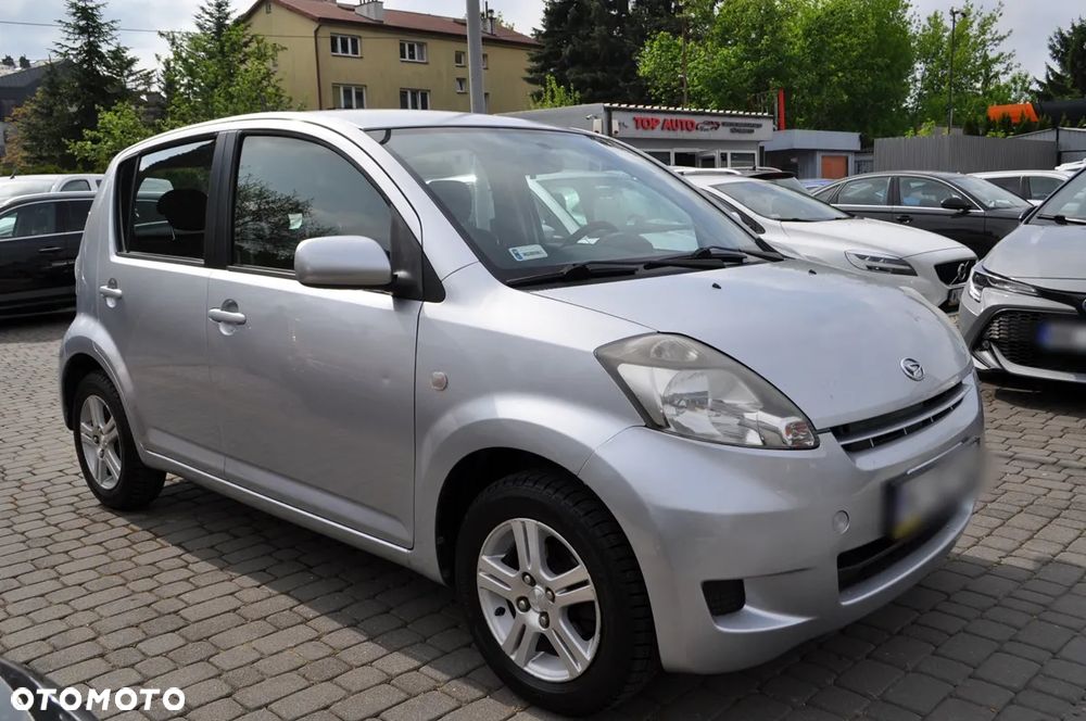 Daihatsu Sirion 1.3 - 7