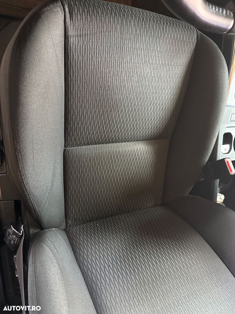 Land Rover Freelander 2.2 SD4 SE - 13