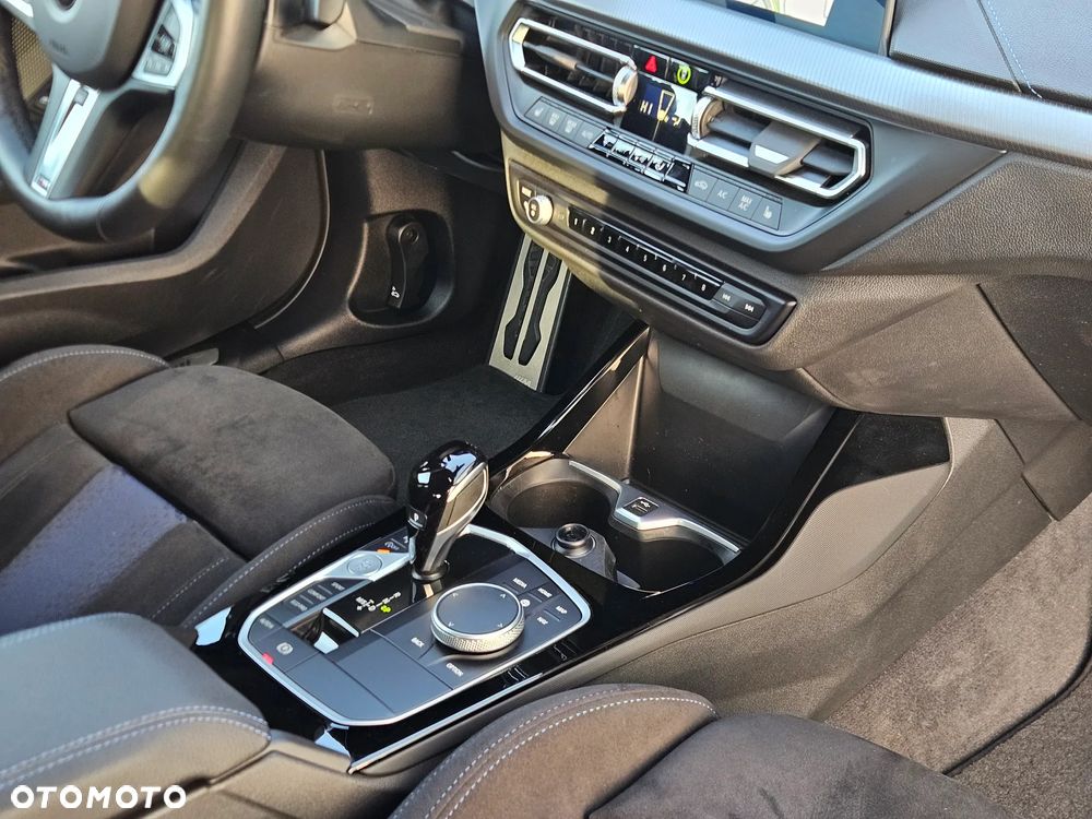 BMW Seria 2 220i M Sport - 23