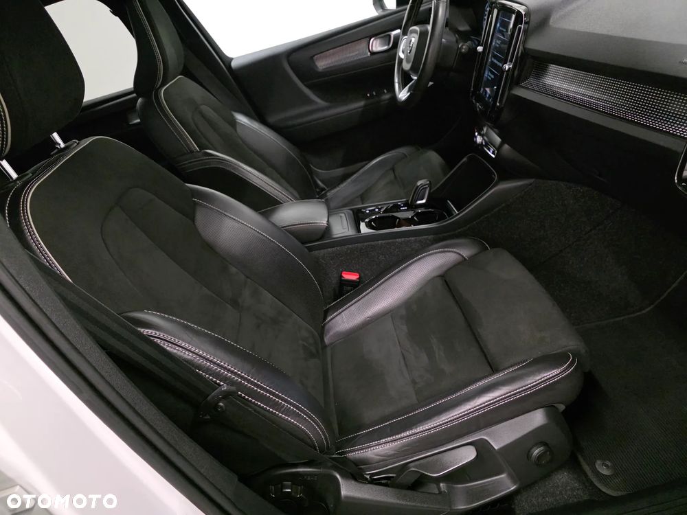 Volvo XC 40 D3 SCR R-Design - 18