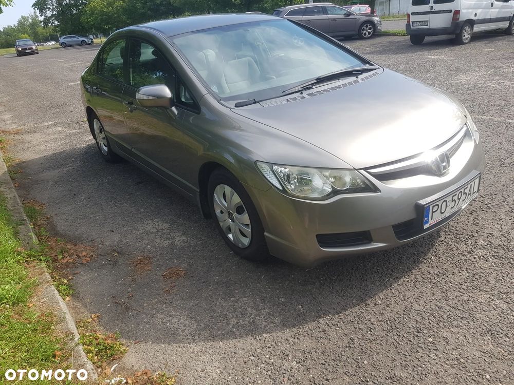 Honda Civic 1.8 Comfort - 9