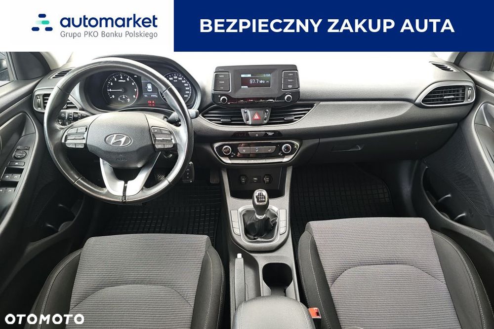 Hyundai i30 1.5 DPI Classic + - 6