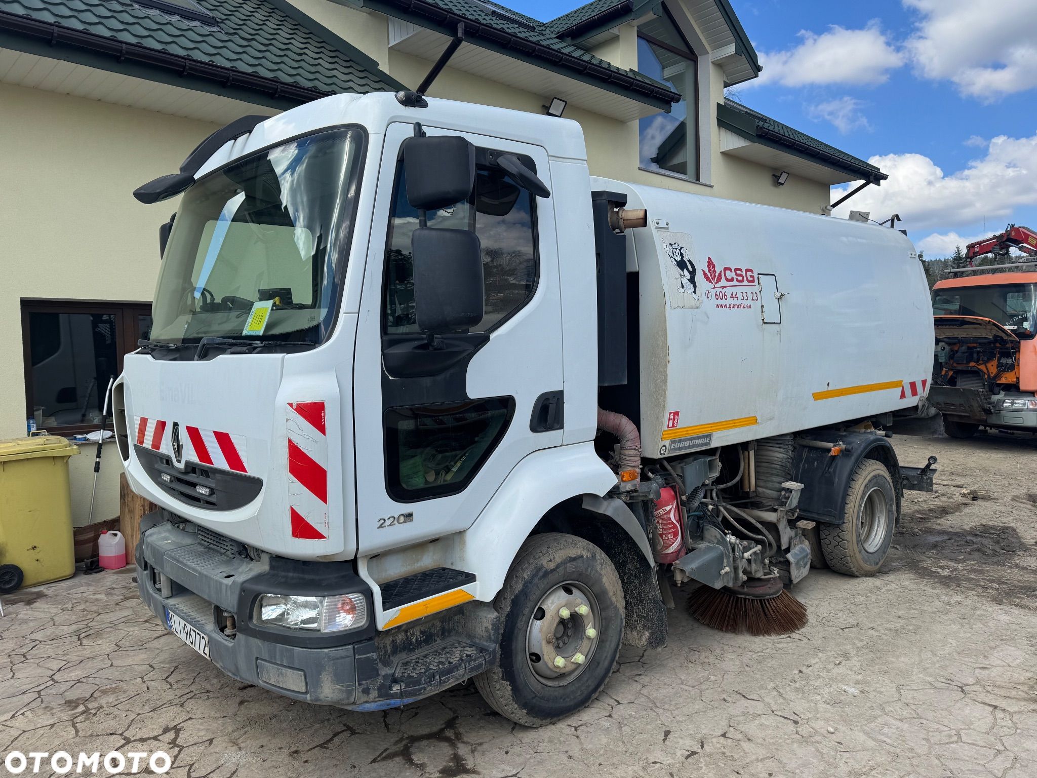 Renault MIdlum zamiatarka samochodowa Bucher polewaczka - 1