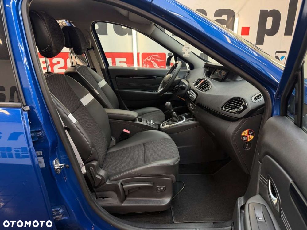 Renault Scenic - 36