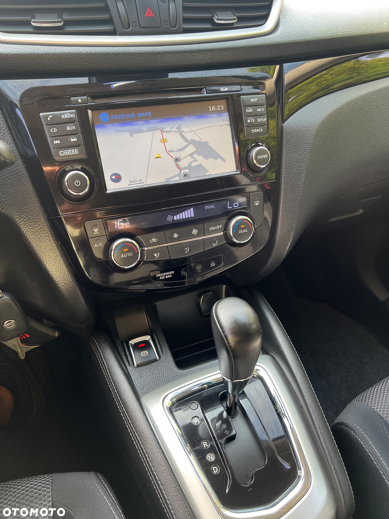 Nissan Qashqai 1.6 DCi Acenta Xtronic - 13