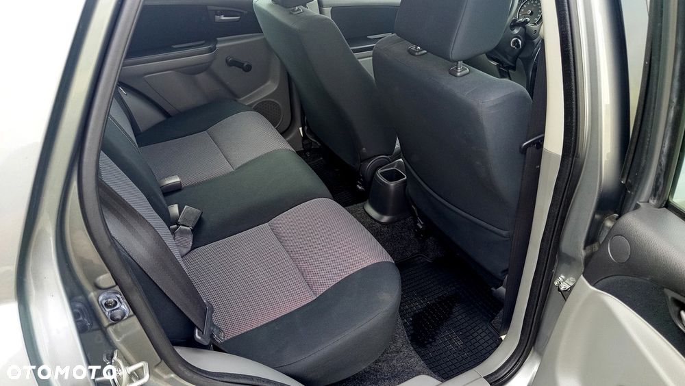 Suzuki SX4 1.5 - 23
