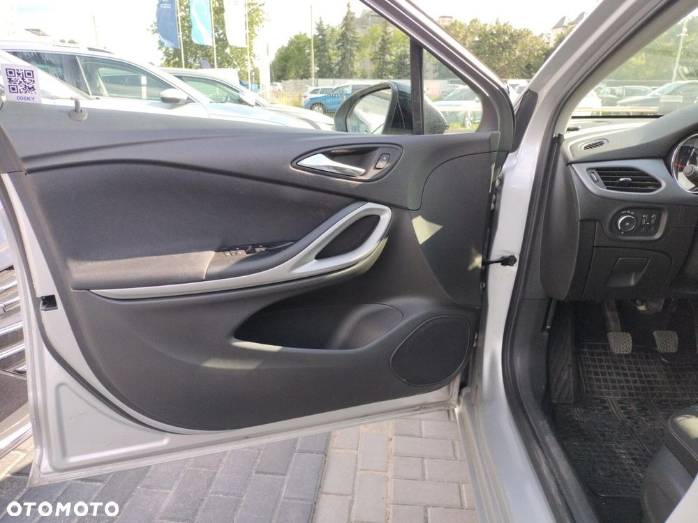 Opel Astra - 10