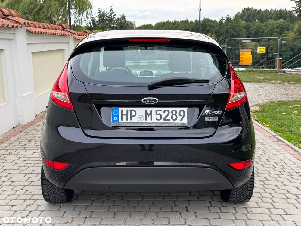 Ford Fiesta - 33