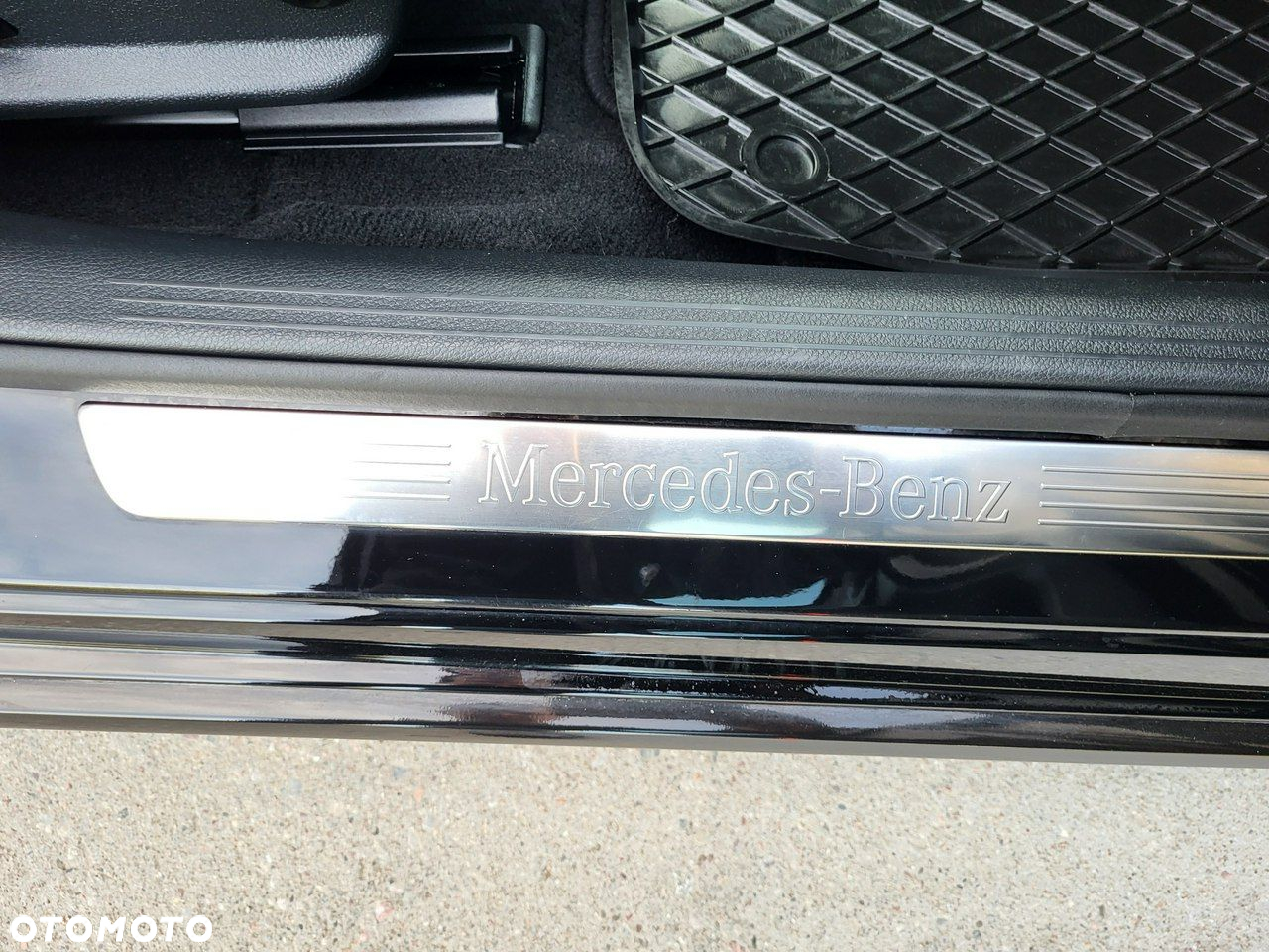 Mercedes-Benz Klasa C 220 d T 9G-TRONIC - 18