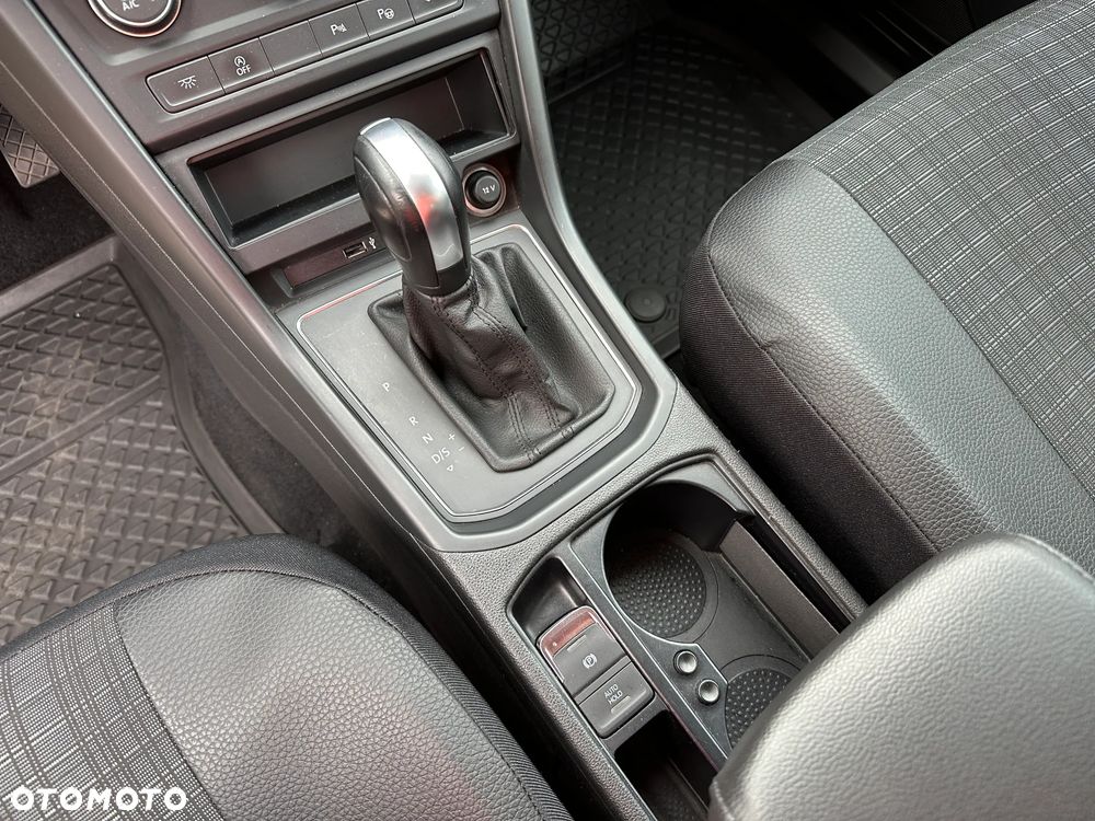 Volkswagen Touran - 15