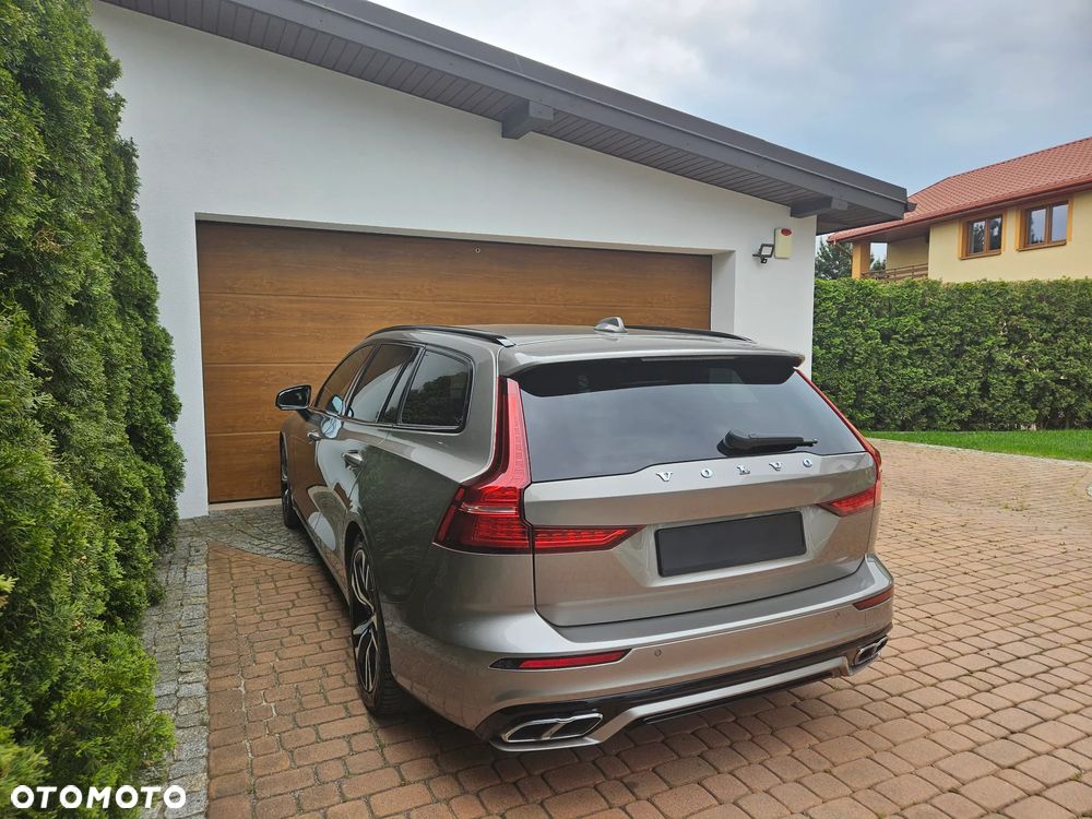 Volvo V60 T5 Geartronic R-Design - 9