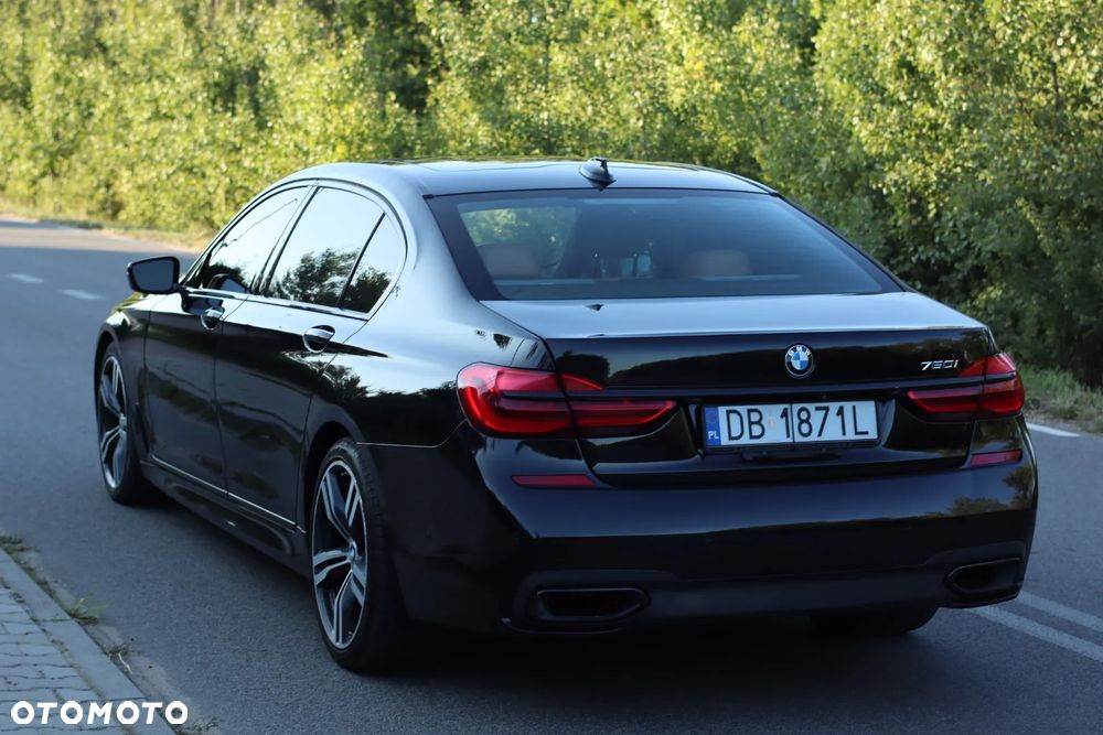 BMW Seria 7 750Li - 2
