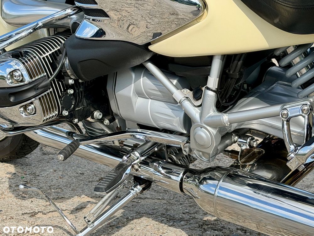 BMW R - 8