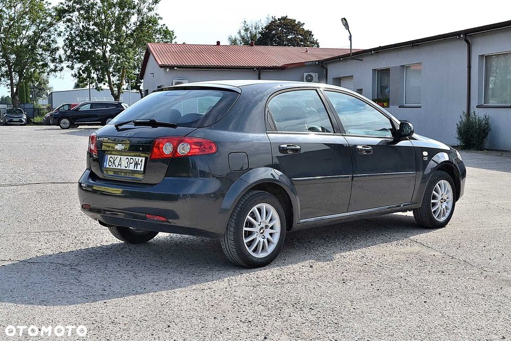 Chevrolet Captiva - 4