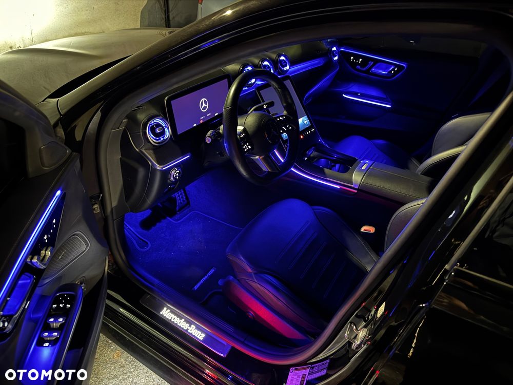 Mercedes-Benz Klasa C 300 9G-TRONIC AMG Line - 20