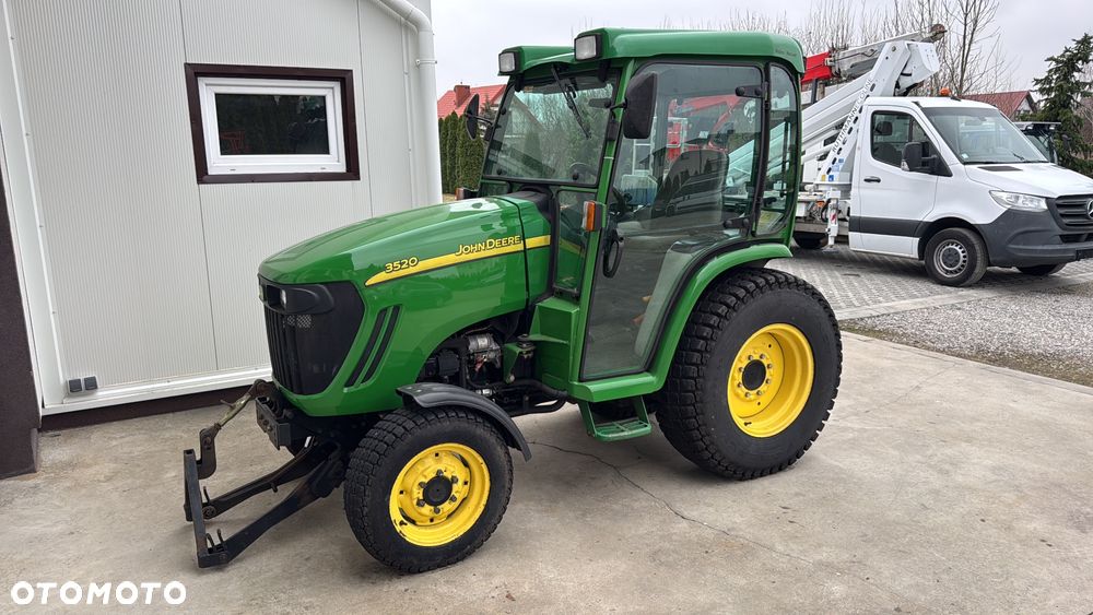John Deere 3720 - 1