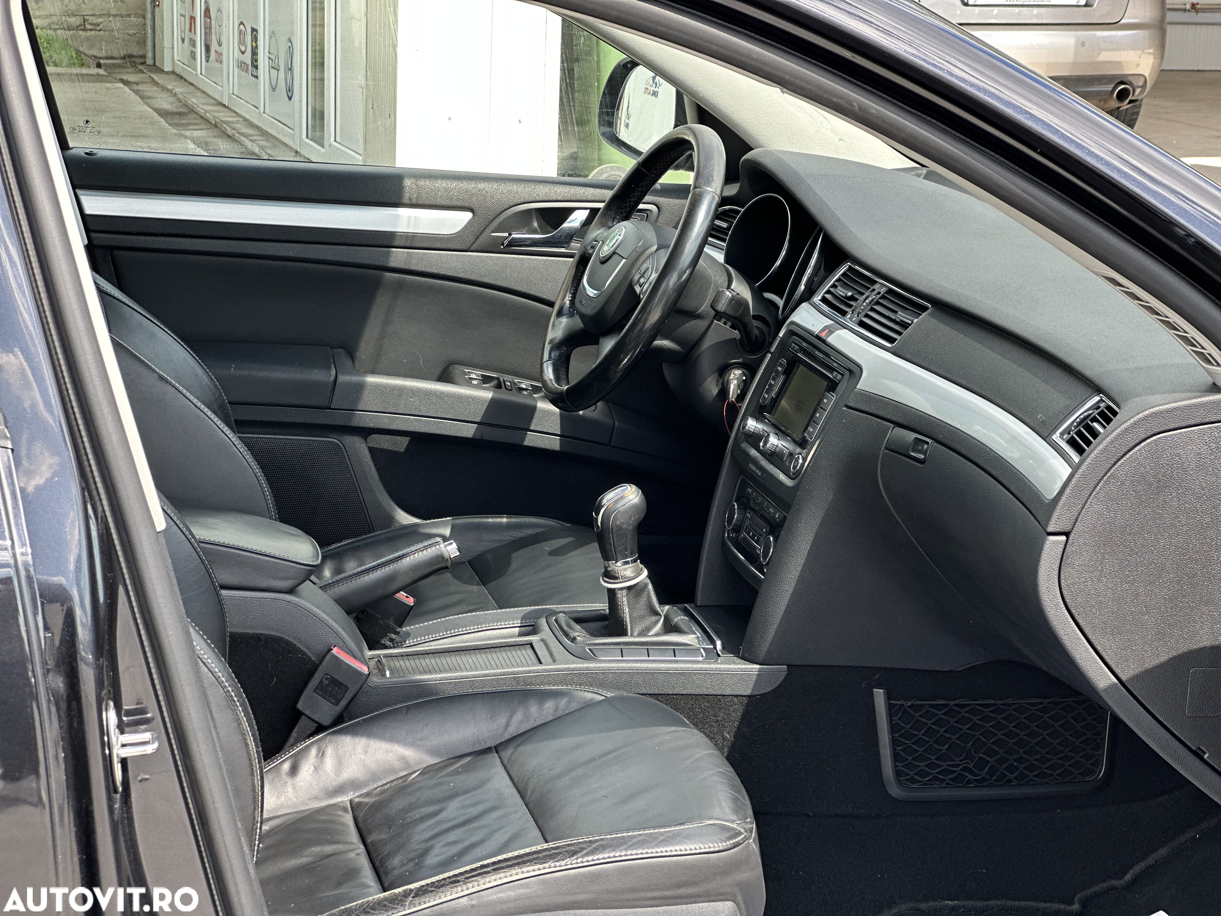 Skoda Superb 1.6 TDI GreenLine - 6