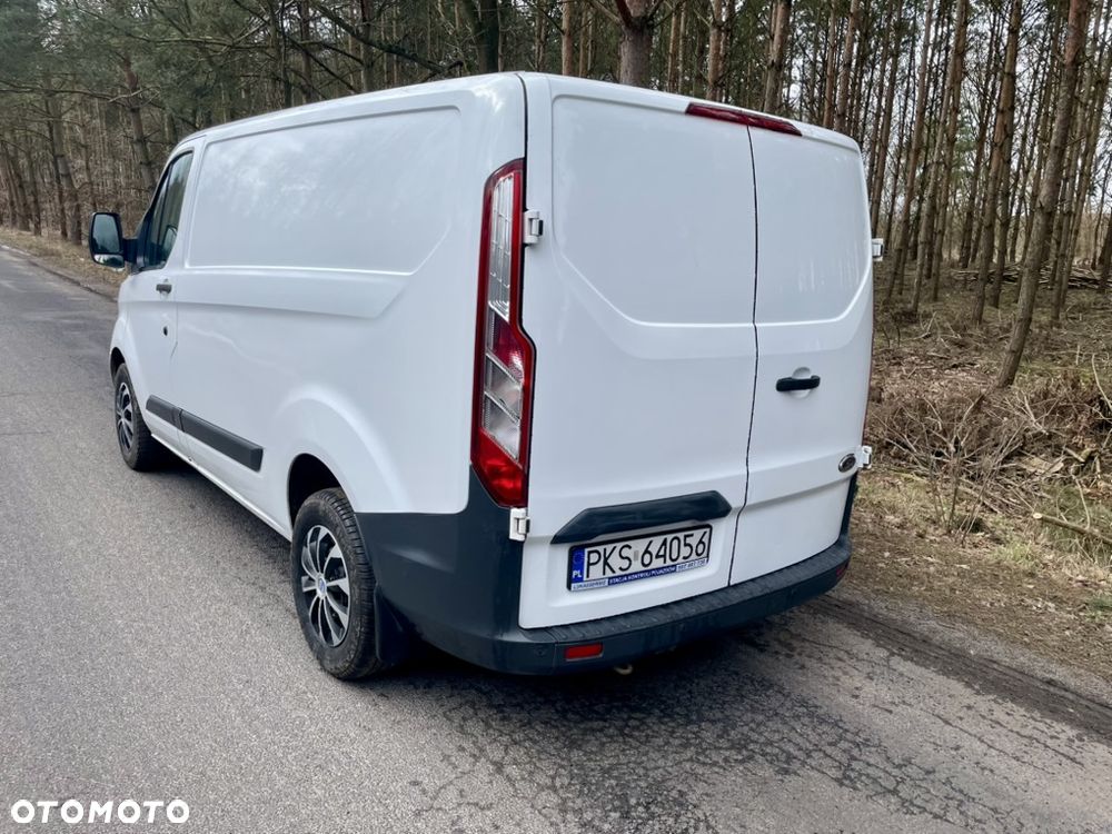 Ford TRANSIT CUSTOM - 4