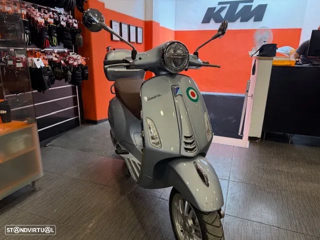 Vespa Primavera 125 abs - 1