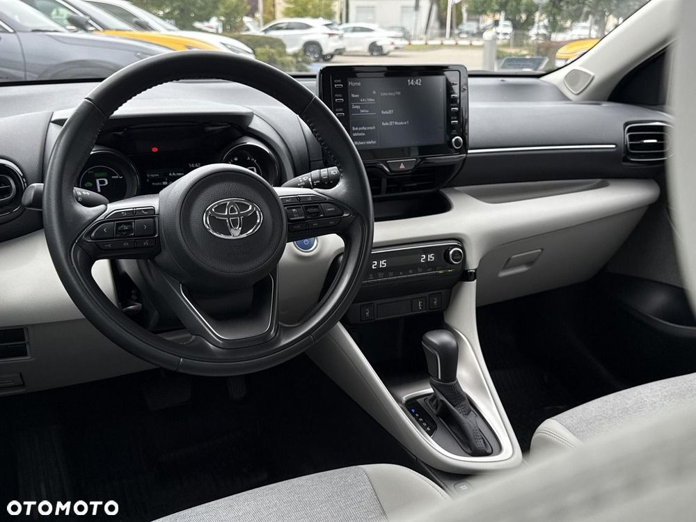 Toyota Yaris - 22