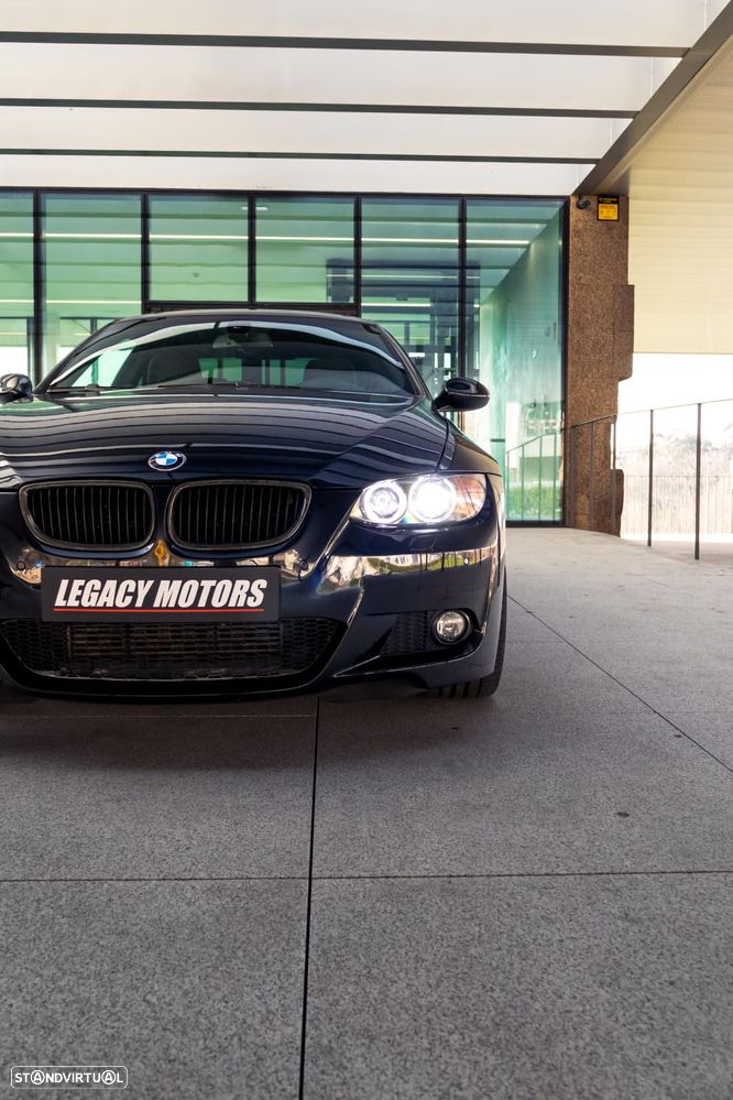 BMW 320 d Cabrio Intense - 2