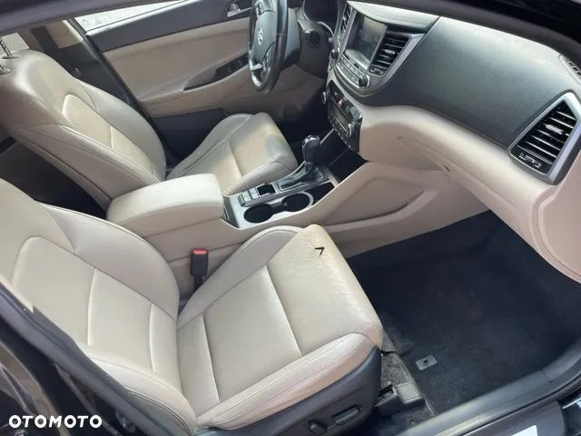 Hyundai Tucson - 13