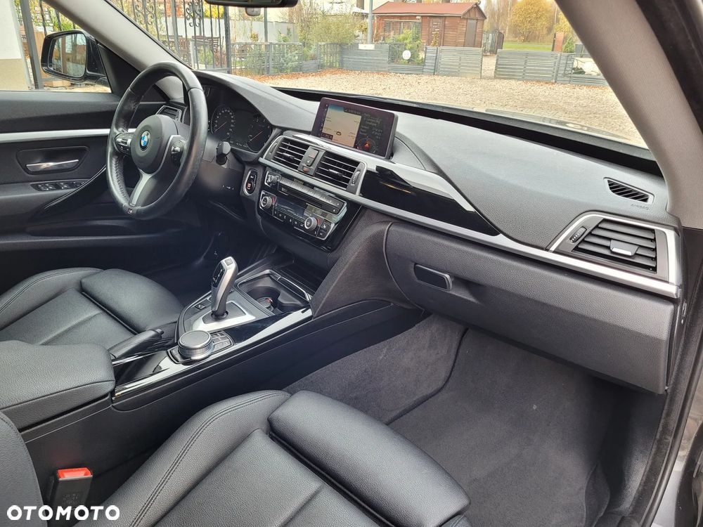BMW Seria 3 320d M Sport - 5