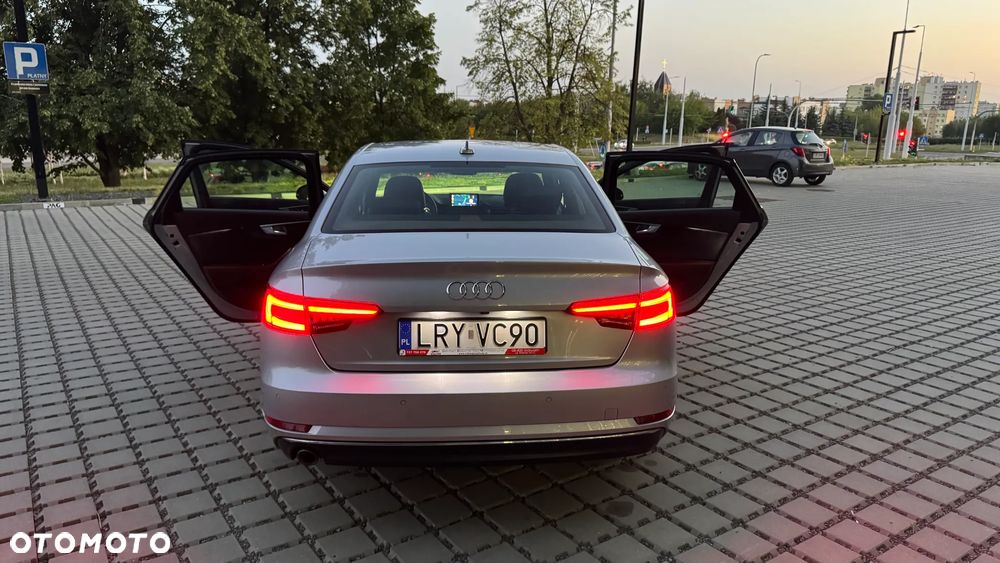 Audi A4 Limousine 2.0 TDI S tronic sport - 11