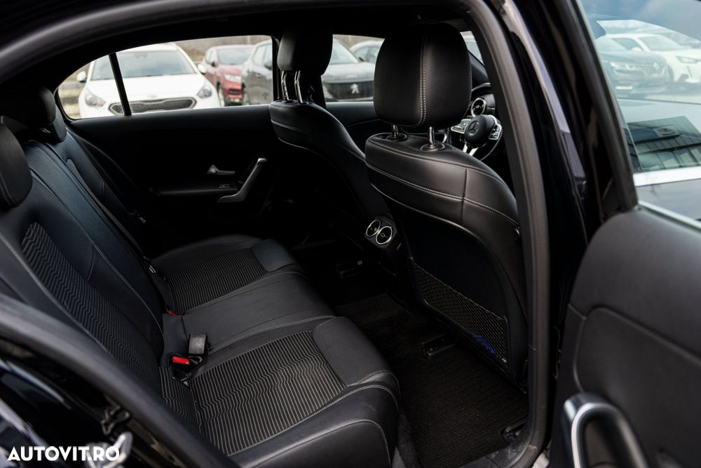 Mercedes-Benz A 180 d 7G-DCT - 8