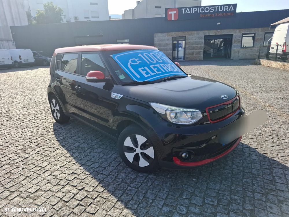 Kia e-Soul EV Play - 10