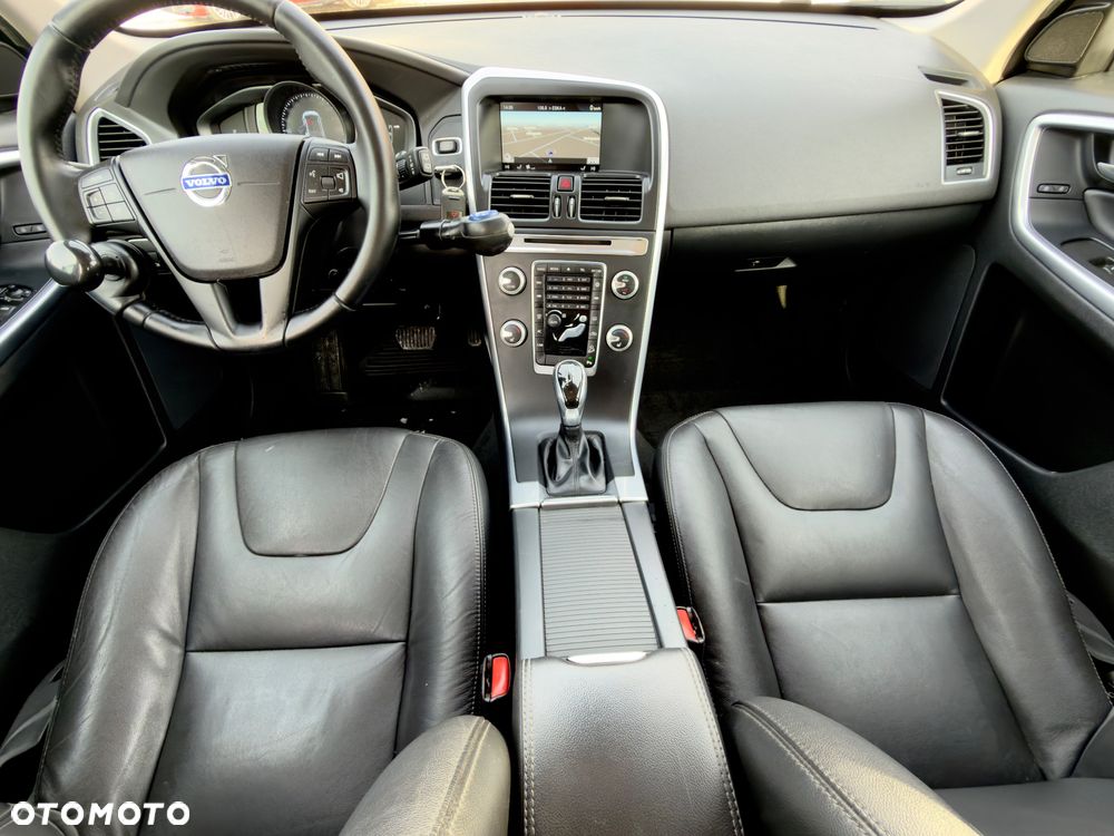 Volvo XC 60 D4 AWD Geartronic Summum - 15