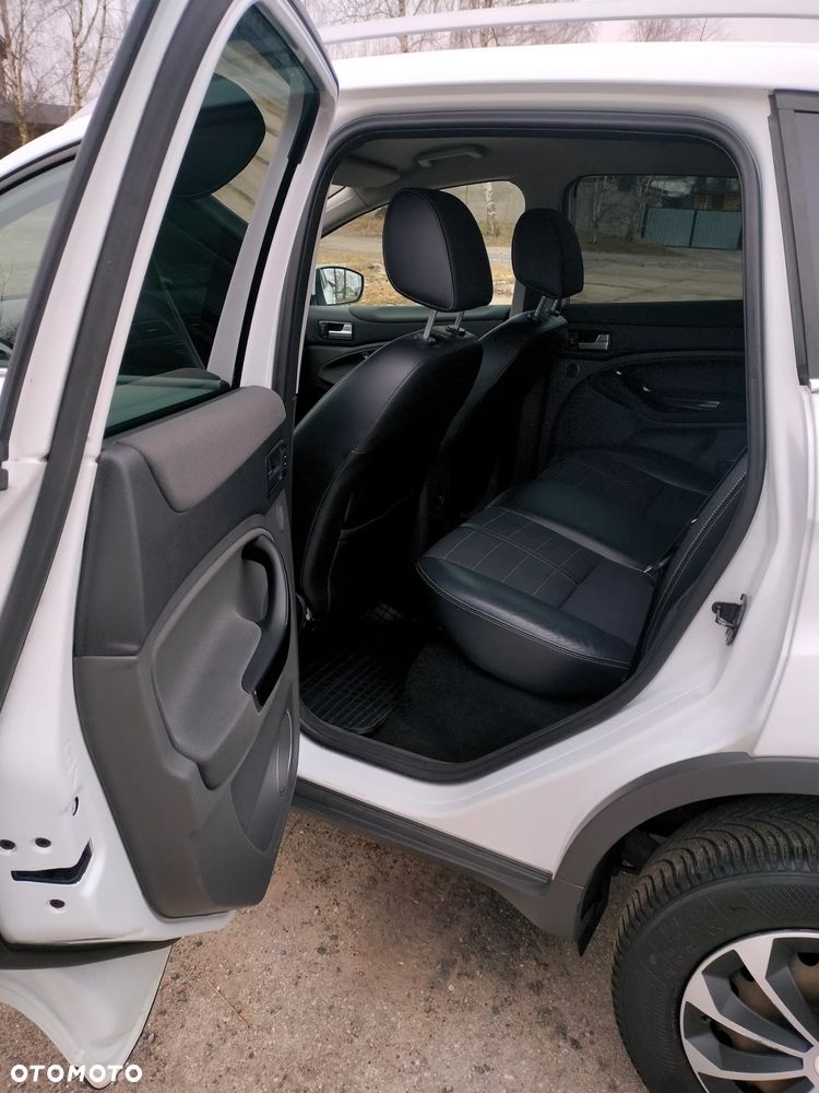 Ford Kuga 2.0 TDCi 4WD Titanium - 5