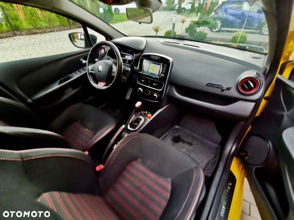 Renault Clio 1.6 R.S 200 EDC - 12