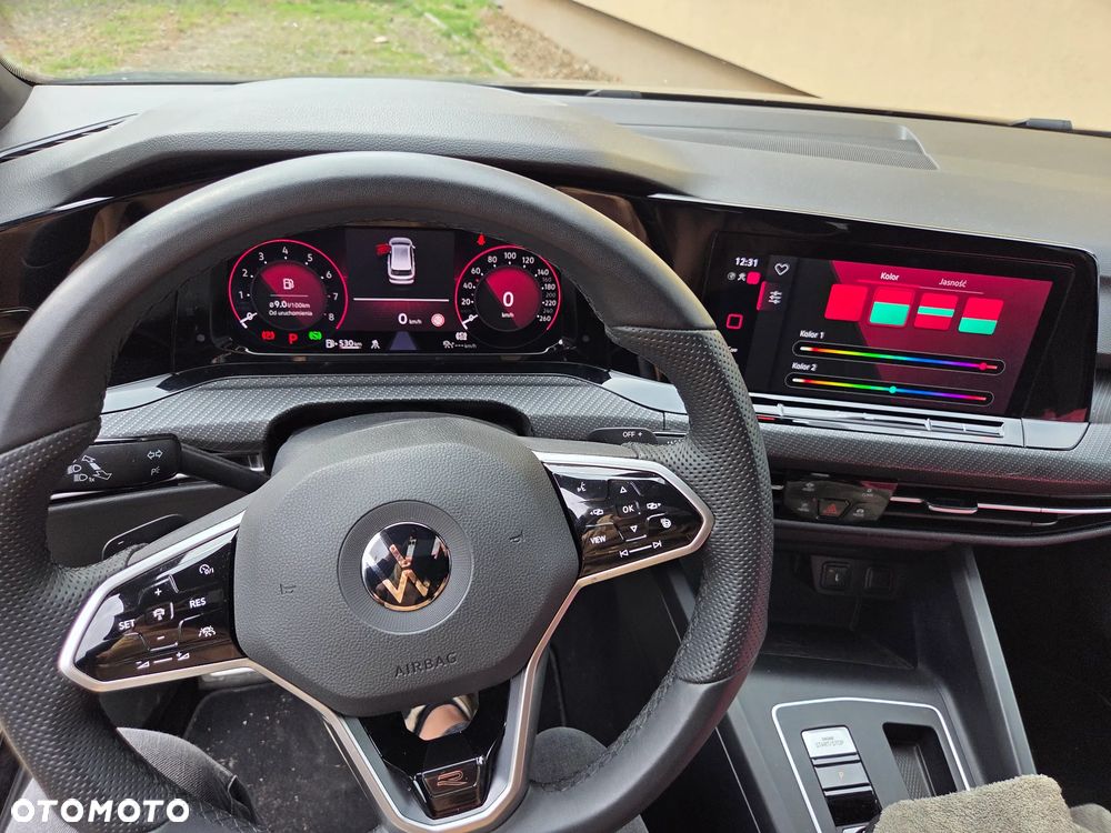 Volkswagen Golf 2.0 TSI OPF DSG R-Line - 9