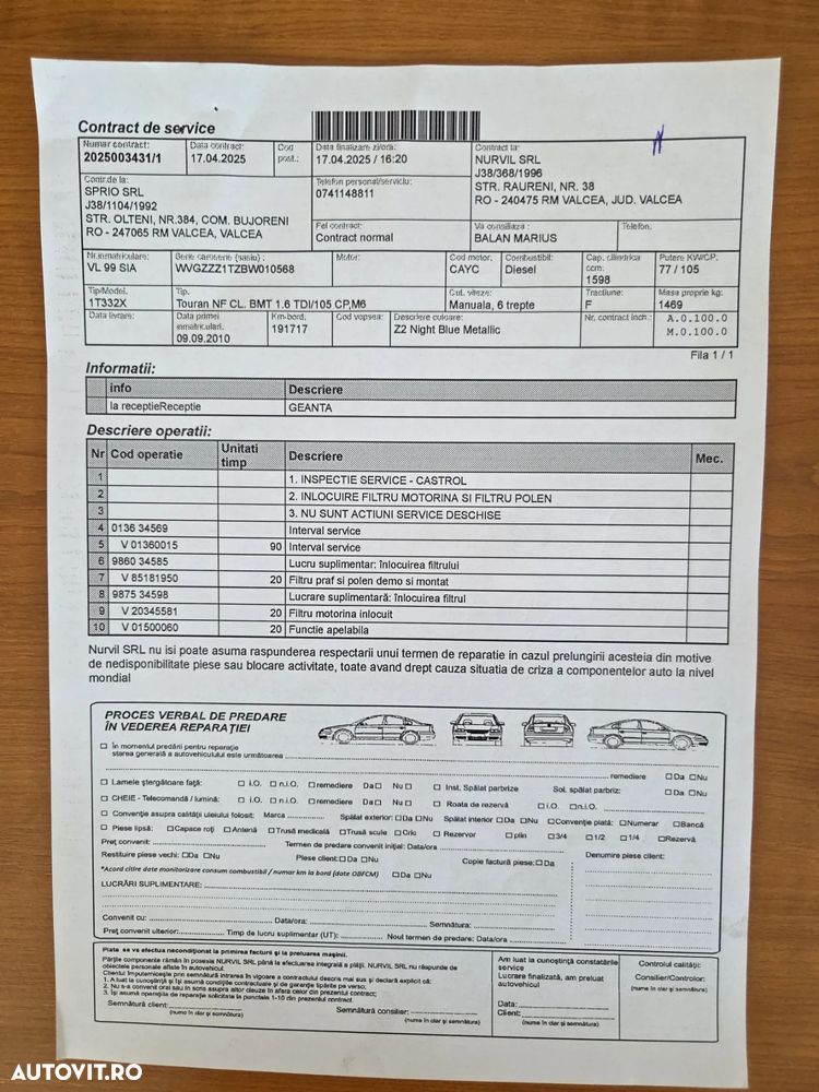 Volkswagen Touran 1.6 TDI DPF BlueMotion Technology Comfortline - 23