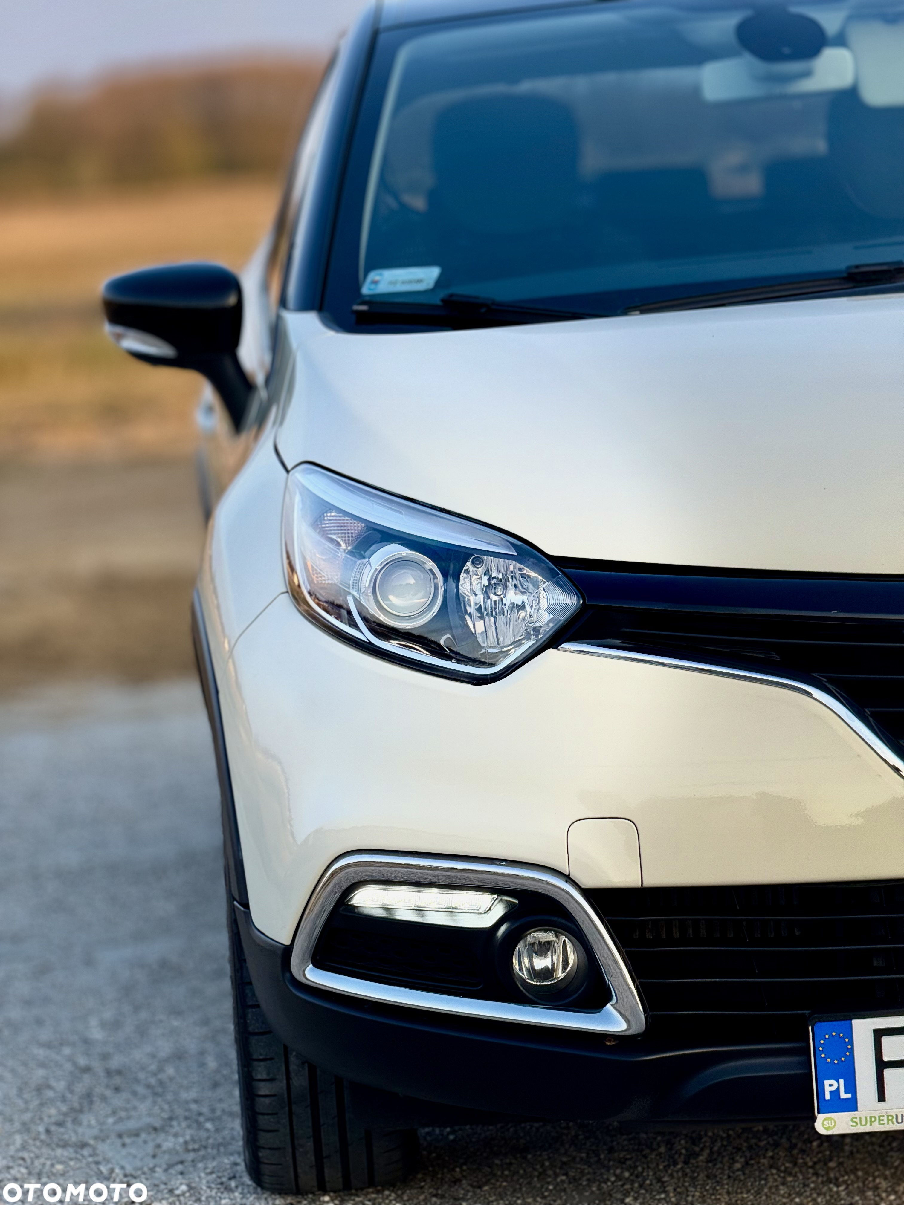 Renault Captur - 16