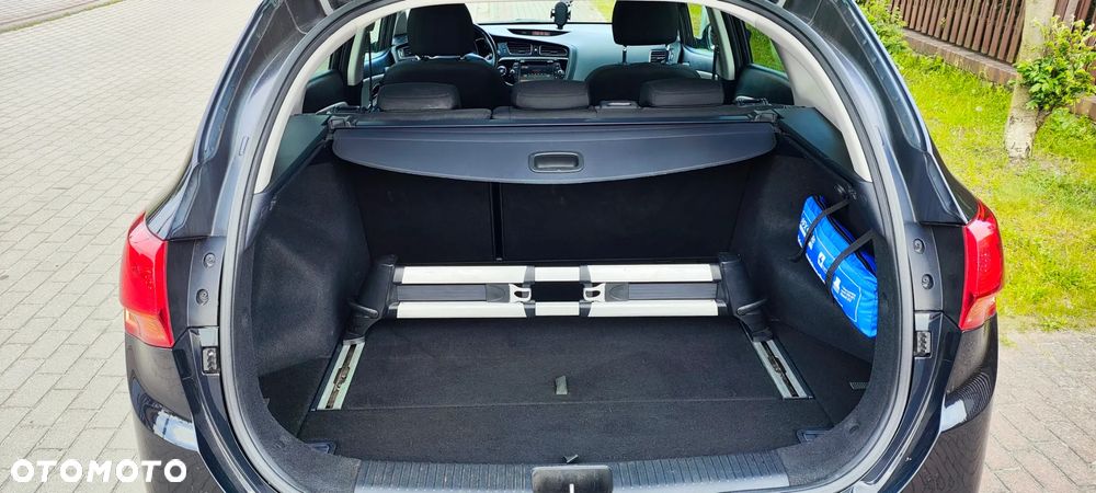 Kia Ceed 1.6 GDI XL - 12
