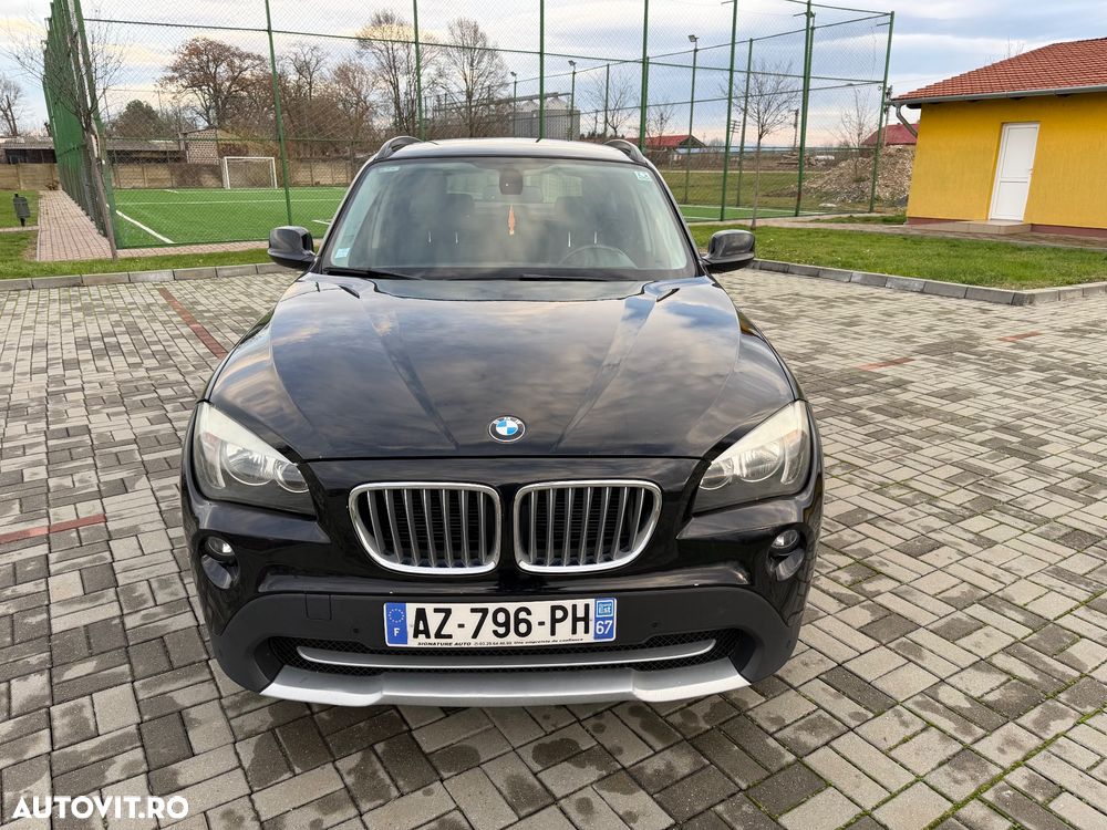 BMW X1 xDrive18d xLine - 9