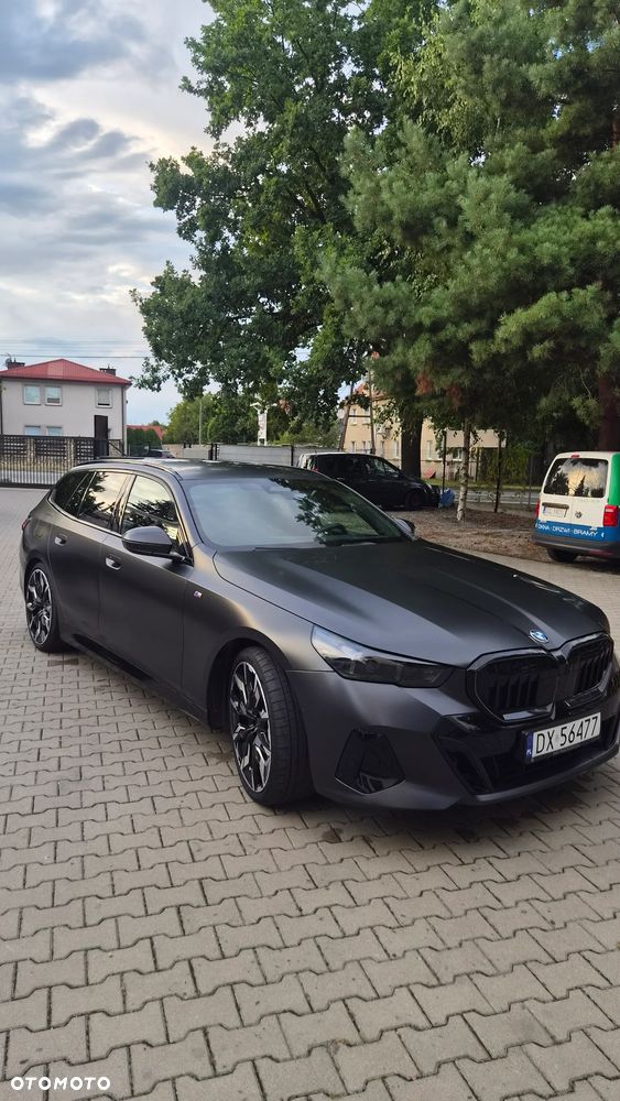 BMW Seria 5 540d xDrive mHEV M Sport - 2