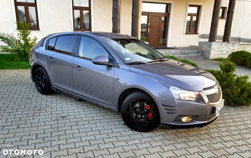 Chevrolet Cruze - 30