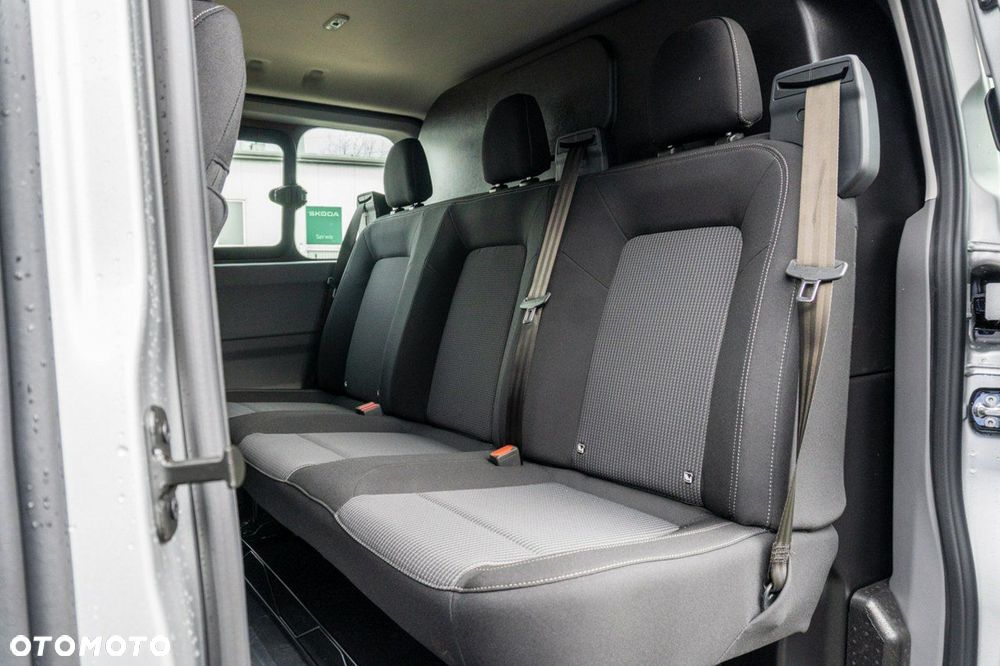 Volkswagen Transporter - 16