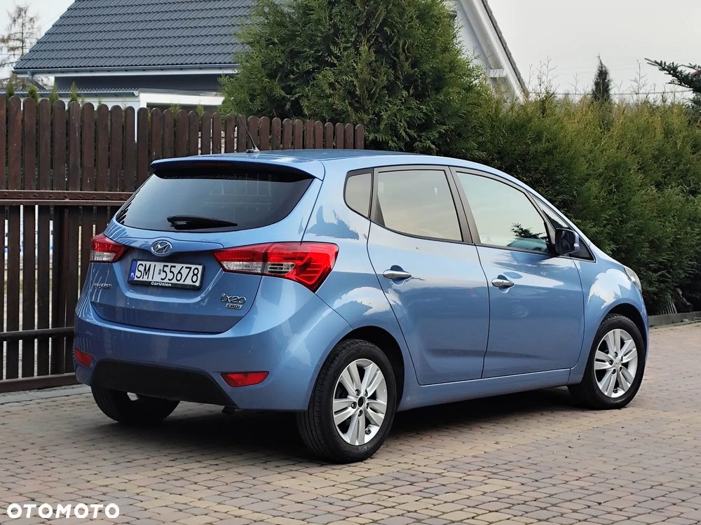 Hyundai ix20 1.4 CRDi blue Style - 23