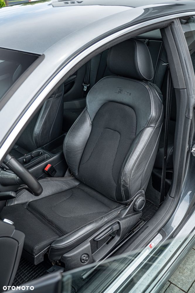 Audi A5 Coupé 2.0 TDI DPF quattro - 34